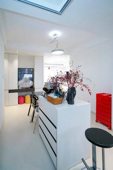 年輕人最愛的黑白灰戶型設計，偷瞄一眼就想搬進去！